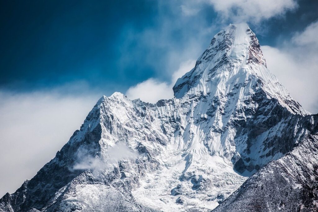 ama dablam, snow, mountain-2064522.jpg